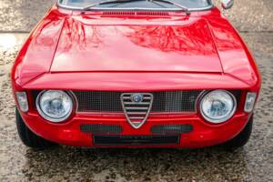 Image 13/31 of Alfa Romeo Giulia Sprint GTA (1966)