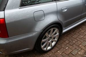 Bild 46/50 von Audi RS4 Avant (2001)