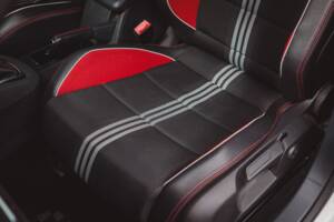 Imagen 16/42 de Volkswagen Golf VI GTI (2011)