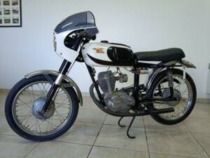 Immagine 1/26 di Moto Morini Corsaro 125 (1961)