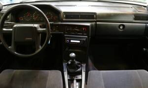 Image 25/34 of Volvo 940 2.3i (1991)