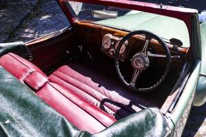 Image 13/30 de Triumph 2000 Roadster (1949)