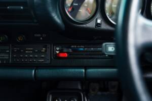 Image 24/50 of Porsche 911 Turbo LE (1989)