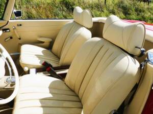 Mercedes-Benz 280 SL Roadster "Pagode" (W 113) 1969