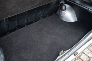 Image 19/36 of Ford Fiesta (1977)