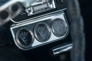 Image 45/50 of Ford Mustang 200 (1967)