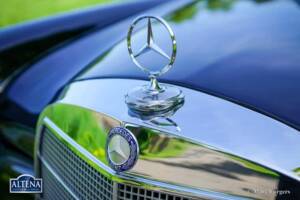 Image 10/52 of Mercedes-Benz 220 SE b (1963)