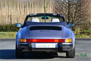 Image 17/50 of Porsche 911 Carrera 3.2 (1987)