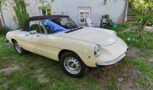 Immagine 1/37 di Alfa Romeo Spider Veloce 2000 (1982)