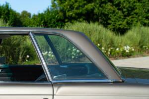 Image 31/50 of Mercedes-Benz 280 SL (1969)