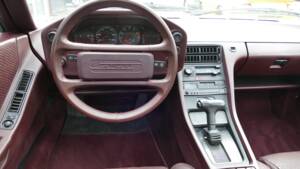 Image 18/18 de Porsche 928 S (1982)