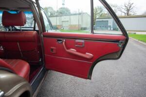 Bild 16/36 von Mercedes-Benz 300 SEL 6.3 (1969)