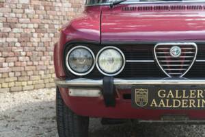 Bild 23/50 von Alfa Romeo Giulia Nuova Super 1300 (1975)