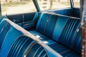 Image 12/20 of Ford Country Squire Station Wagon (1964)
