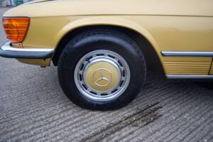 Bild 24/29 von Mercedes-Benz 450 SLC (1978)