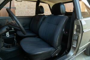 Image 30/50 de Volkswagen Golf Mk I Convertible 1.1 (1980)