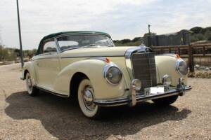 Bild 1/8 von Mercedes-Benz 300 S Cabriolet A (1952)