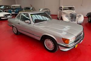 Image 3/34 of Mercedes-Benz 420 SL (1987)