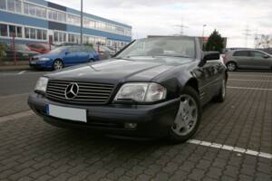 Immagine 10/17 di Mercedes-Benz SL 280 (1995)