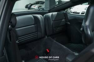 Bild 18/22 von Porsche 911 Carrera 4S (2003)