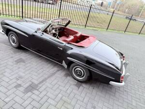 Image 6/43 of Mercedes-Benz 190 SL (1962)