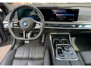 Bild 4/9 von BMW i7 eDrive50 (2023)