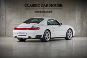 Bild 15/100 von Porsche 911 Carrera 4S (2004)