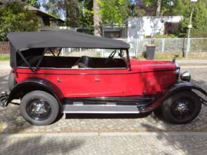 Bild 3/8 von Adler Favorit 8/35 PS (1928)