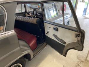 Image 20/33 de Mercedes-Benz 190 c (1964)