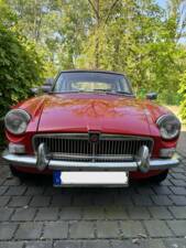 Image 5/28 of MG MGB GT (1966)