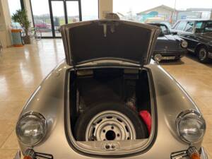 Bild 10/38 von Porsche 356 C 1600 (1964)