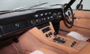 Immagine 4/10 di Jensen Interceptor MK III (1974)