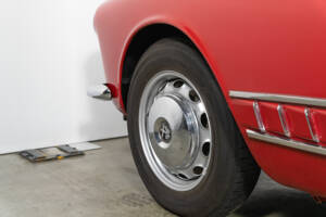 Bild 40/77 von Alfa Romeo 2000 Spider (1961)