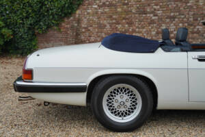 Image 25/50 of Jaguar XJS 5.3 V12 (1988)