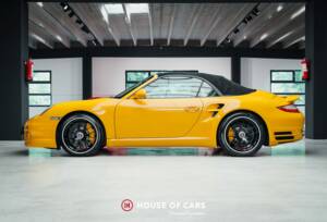 Immagine 10/24 di Porsche 911 Turbo S (2011)