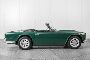 Afbeelding 11/50 van Triumph TR 250 (1968)