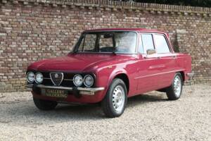 Bild 13/50 von Alfa Romeo Giulia Nuova Super 1300 (1975)