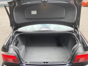 Image 17/27 of BMW M5 (1999)
