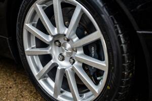 Afbeelding 41/50 van Aston Martin V12 Vanquish S (2007)