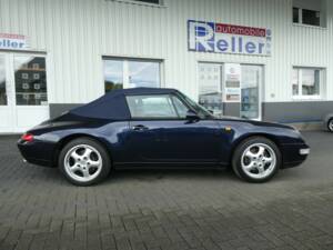 Image 7/29 of Porsche 911 Carrera (1995)
