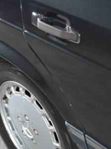 Afbeelding 28/52 van Mercedes-Benz 560 SEL (1988)