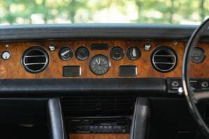 Bild 33/50 von Bentley T 1 (1973)