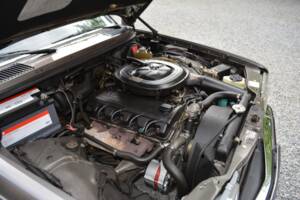 Image 14/15 of Mercedes-Benz 230 CE (1983)