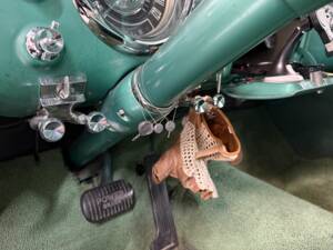 Image 13/15 of Oldsmobile Super 88 (1955)