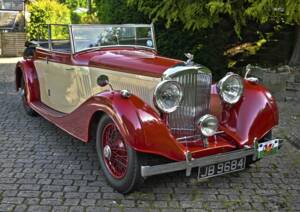 Immagine 5/50 di Bentley 4 1/4 Litre (1936)
