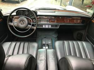 Afbeelding 4/50 van Mercedes-Benz 300 SEL 6.3 (1971)