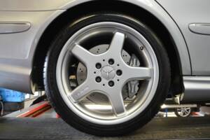 Imagen 84/100 de Mercedes-Benz E 55 AMG (2003)