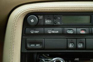 Bild 43/50 von Jaguar XK8 4.0 (2006)