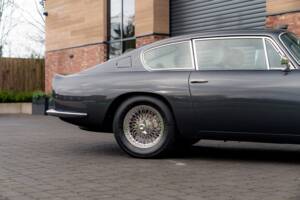 Image 24/79 of Aston Martin DB 6 (1968)