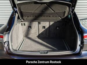 Image 29/31 de Porsche Macan S (2020)
